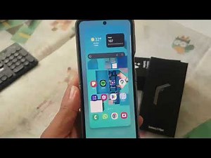 Samsung Galaxy Z Flip 6: How to Change Home Screen Wallpaper (Android 14)