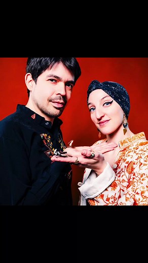 Notre premier album en précommande! 🥰🥰🥰 @Juanmanieto_music #album #musique #duo #piano #clarinet #chant #singer #worldmusic #melodie #pop