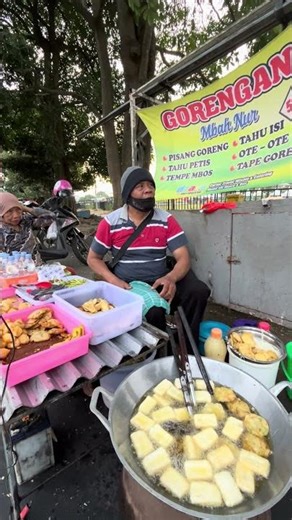 Kuliner Gorengan Viral Yummy Terenak di SLG ! Ngabuburit Berburu Takjil Buka Puasa #food #cooking