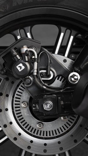 Every turn, every detail; heritage in every inch. Which Bantam 350 feature do you love most? #BSAMotorcycles #BSAUK | BSA Motorcycles UK