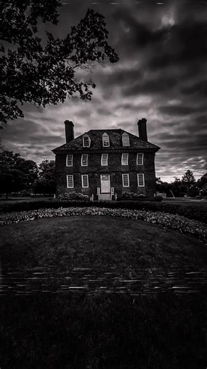 What happens when we RETURN to one of the most historical locations we’ve been to in Virginia? Find out this Friday, October 3rd when we go LIVE from 9:30PM-1:30AM exclusively on #youtube #haunted #ghost #paranormal #paranormalinvestigation
