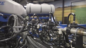 50 reactions | Join Us for the “Ask Kinze” Webinar! Wednesday, May 28, 2025 9:00 – 10:30 a.m. Get expert insights from Kinze Product Specialist Brad Niensteadt as he walks through planter fertilizer options and answers your questions about Kinze equipment. Whether you're a seasoned grower or just getting started, this is your chance to get answers straight from the source! Sign up : https://bit.ly/3DIuKTb | Kinze Manufacturing, Inc. | Facebook