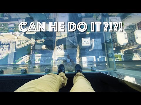 Skydeck Chicago and Ledge Virtual Tour in Willis Tower (Sears Tower)