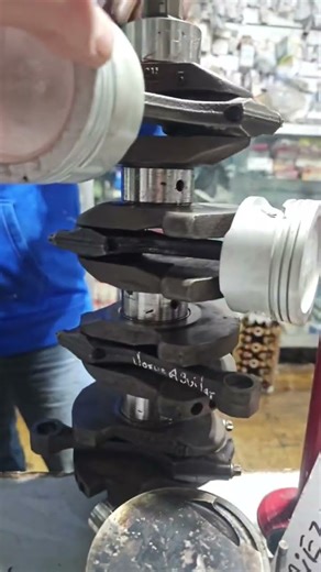 Fácil sin micrometros sin plastigauge basta un pedazo de papel para comprobar la luz u holgura