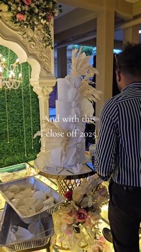 Guyanese cake artiste makes final grand wedding cake for 2025. Tall ,elegant and details that captires your attention. thank you to all my followers and supporters! Cant wait for 2026! #fyp #weddingcake #Guyana #cake