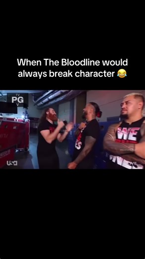 “My dawg” 😭 I’m afraid we’ll never reach these heights again 💔 • • • #wwe #romanreigns #mondaynightraw #smackdown #fyp