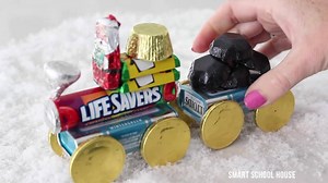 Candy Trains for Christmas! ADORABLE craft to save for the holidays! See the full directions here: http://www.smartschoolhouse.com/diy-crafts/candy-train | Smart School House