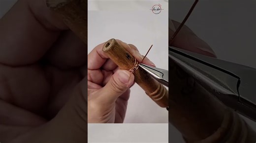 #shortsvideo | Easy wire ring tutorial: Perfect for beginners | Round twisted ring