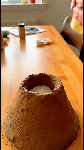 INSANE Home Science! 🌋 Volcano Eruption + pH Indicator Reaction 🤯