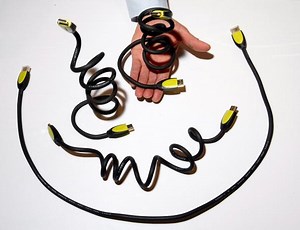 What Is the Difference Between a Coax Cable & an HDMI Cable in Picture Quality? | Techwalla