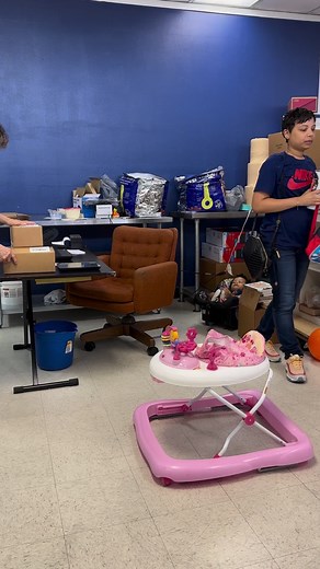 25K views · 867 reactions | Finish the pineapple cream cheese pie | Yong's Bakery | Facebook