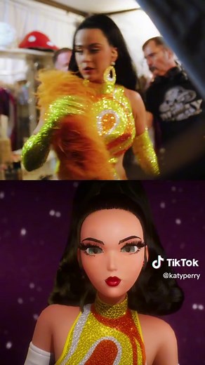 IM BACK IN VEGAS TO #PLAY BITCH🍄 First shows since October, let’s see if I still fit in this dress after the holidays 🤪🤷🏻‍♀️🤸🏻‍♀️