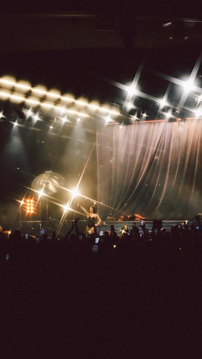 who’s gonna match my FREAKquency on tour!? tickets on sale now 🖤 | Demi Lovato