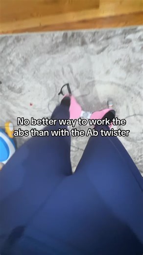 Ab twister machine to get the abs burning#abmachine#twistermachine#abworkout