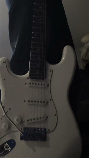 🎸🎶 My Bass Guitar 🎸🎶 #foryou #fyp #electrobass