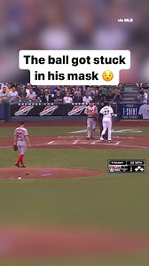 That’s one way to catch a baseball | CBS Sports HQ