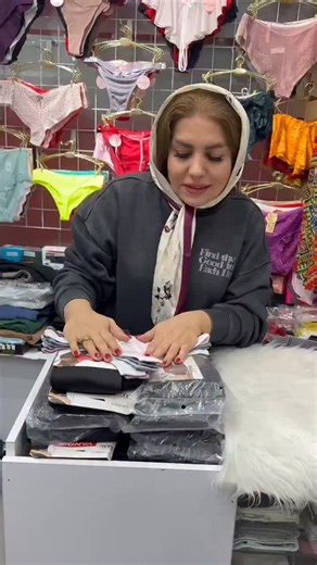 Mehri Allahmoradi on Instagram‎: "#شورت کاملا نخی #جنس ترک #لامبادا #سایز ۳۸تا۴۴"‎