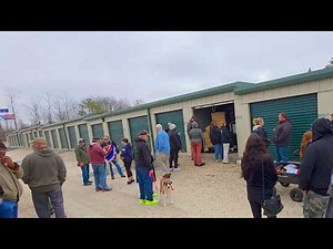 This Live Storage Auction Was WILD! Look at These Storage Units