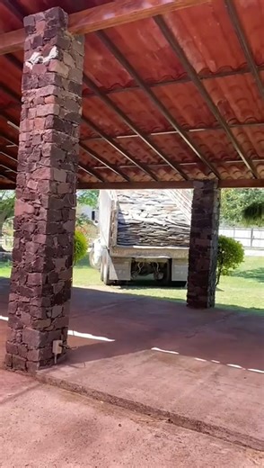 Así de fácil se descarga la piedra laja | Ferreteriales