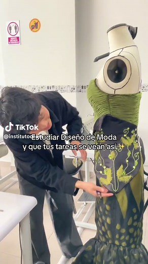 Estudia Diseño de Moda en CEAM: Tu Futuro Brillante