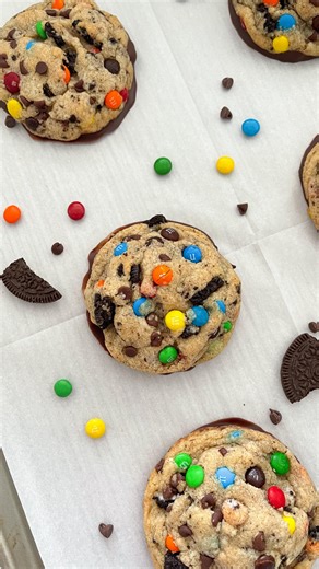 15K views · 3.9K reactions | chocolate dipped m&m oreo cookies  one...
