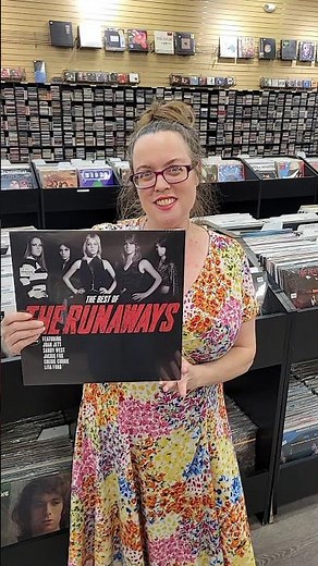 The Runaways Greatest Hits Red Vinyl 🎸 Is Cherry Bomb Their Best Song? | Joan Jett & The Runaways