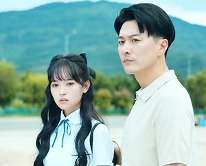 153K views · 7.1K reactions | EP9.ชายผู้เป็นเศรษฐีอันดับหนึ่งกลับตั้งใจปั่นจักรยานส่งลูกสาวไปโรงเรียน | Muhammad Islamic School | Facebook