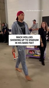 Mack Hollins 🤝 being barefoot | Buffalo Bills on CBS Sports