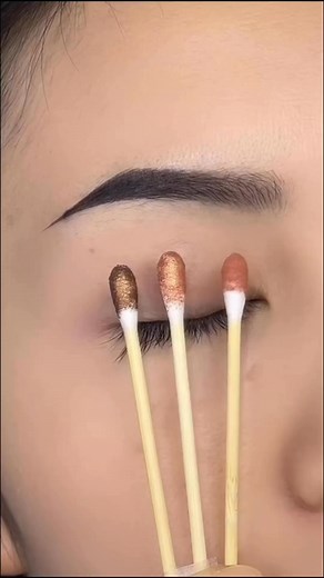 #eyeshadow #eyeshadowlook #eyeshadowtutorial #eyelook #EyeMakeup #eyemakeuptutorial #beauty #makeup #makeuptutorial #reelschallenge #reelsfacebook #reelsvideoシ #fbreelsvideo #fypシ #foryouシ | Angel's Secret DD Cream-Yangon