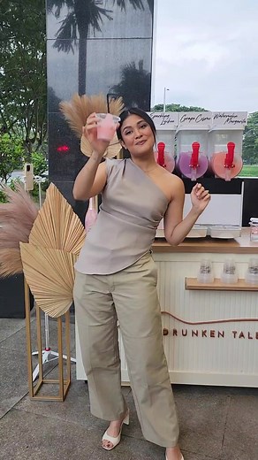 our beautiful bridezella @ellapangilinanx and her bridesmaids 🥂 #frozencocktail #mobilebar #bridalshower #bridetobe #bridesmaids #alcoholicslush #drunkentalesph #supplierph #fyp #foryou