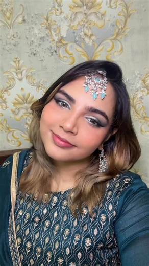Azra Ansar | makeup and beauty| on Instagram: "Clearing drafts🦦 Do we love it? • • #transition #jaalakari #makeuptransition #trending #makeupartist #blueeyemakeup #trending"