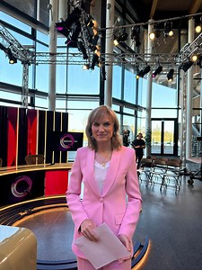 5.4K views · 32 reactions | Question Time is in York tonight. Fiona will be joined by Jeremy Quin, Wes Streeting, Carla Denyer, Lord Sentamu and Merryn Somerset Webb Join us on @BBCiPlayerat 8pm or on @BBCOne after the 10 o'clock news #bbcqt | BBC Question Time | Facebook