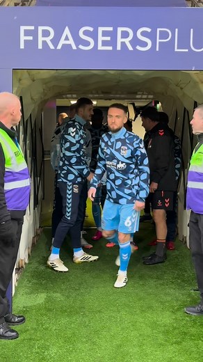 Warm ups. ✅ Kick-off is next. 🔜 | Coventry City FC