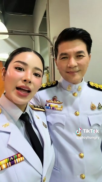 รวมแต่งหน้าและถ่ายรูปครอบครัวที่ BB&B Studio