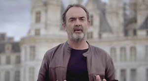 Nos turbulentos séculos de formação da Europa medieval, dinastias familiares lutaram pelo poder e pelo domínio do continente. Enfrentavam-se com sangue e ferro nos campos de batalha, mas por detrás das muralhas dos castelos existia um mundo de alianças estratégicas, adultério, conspiração, traição e assassinato. ‘A Guerra dos Tronos: A Verdadeira História da Europa’, 2ª temporada da série documental, às quintas-feiras, a partir de dia 28, pelas 22:55 em estreia na RTP2 | RTP2