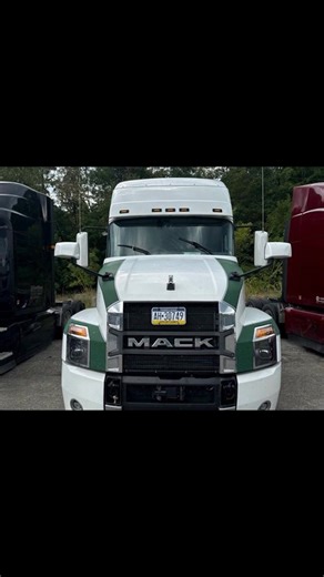 2021 Mack Anthem 199000 miles • Mack • $72500 https://sleepertrader.com/trucks-for-sale?mUnitId=67ed5d7d28b4f700023aef1c&m=fb&fbclid&page=1 | SleeperTrader