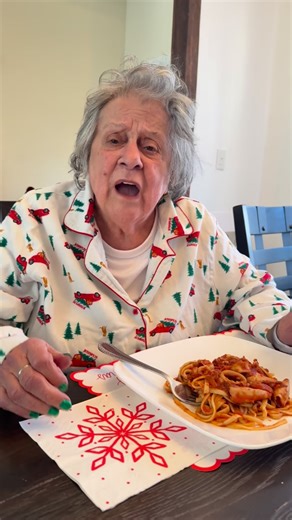 Nanci Caceda on Instagram: "Merry Christmas! Leftovers for breakfast #badgranny #stirringupmemories #christmas"