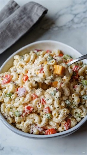 Simple Creamy Macaroni Salad