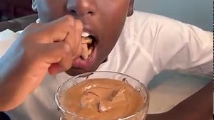 42K views · 72 reactions | Are you sick of eggs for breakfast? Or are you looking for ways to increase your protein without adding fat? My protein sparing chocolate pudding is mind-blowing! I made it for @halleberry and she LOVED it 殺 My recipe is in The Art of Fat Loss! Find it on sale here: https://keto-adapted.com/product-category/ebooks/ Thank you for your kindness and support 殺 | Keto Adapted - Maria Emmerich | Facebook