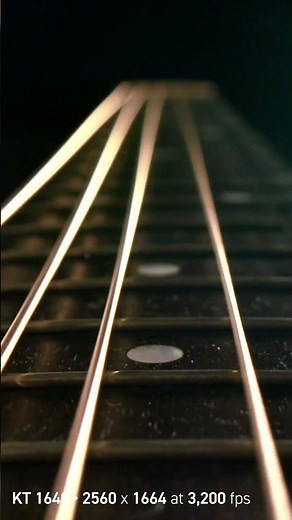Vibrating Guitar Strings