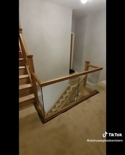 Oak and Glass Staircase Upgrade: Before and After Transformation