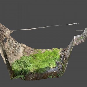 若手土木技術者向けナレッジベース on Instagram: "iPad Proにて小規模河川を橋の上から3Dスキャン 使用アプリはscaniverse 所用時間は約3分 一度スキャンすれば360°好きな方向から寸法を拾い出せる。 後は写真を添付すれば現調完了！ #3dスキャン #scaniverse #建設dx"