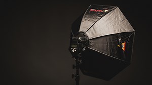 Fstoppers Reviews the RapiDome Collapsible Speedlight Modifier by Photoflex