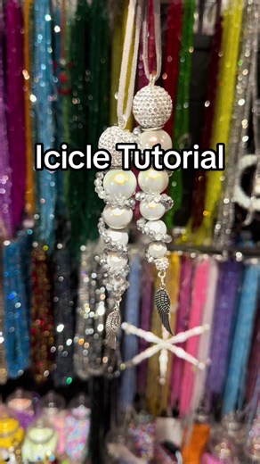 As requested, a quick simple tutorial for the icicle we made on live I have put a kit together if you would like to have a go, using the miracle beads, but you can of course use any beads 🥰 Or if you want to buy them ready made, I have also linked that below alongside the kit #beadshop #beads #christmascraft #christmasdecor
