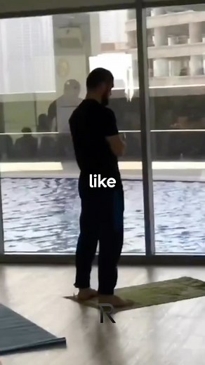 Allah (SWT) tells us in the Holy Qur’an to not engage in interest-based transactions/investments: “O you who believe! Fear Allah and give up what remains [due to you] of interest, if you are true believers.” (2:278) - - - #islamicquotes #islamicquote #islamicreminder #islami creminders #islamicpost #islamic #islam #allah #musli m #quran #muslimah #allahuakbar #deen #dua #makka h #sunnah #ramadan #hijab #love #muslims #alhamduli Ilah #jannah #islamicart #instagram #bismillah #dunya #makkah #madin