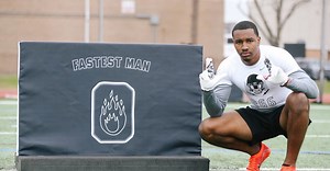 Five-star WR Brennan Eagles bizarrely delays his commitment date