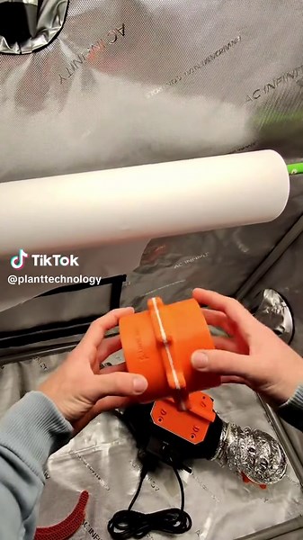 Quick Homegrow Setup 🫠 #planttechnology #homegrow #growtent #growzelt #growroom #growbox #growboxsetup #grow #growtechnology #indoorgrow #homegrower #homegrown #growtok #fyp #asmr #growsetup #3dprinting #viral #homegarden #viralpost