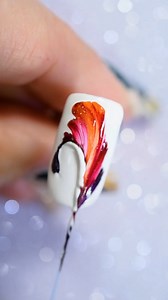 312K views · 2K reactions | Cool nail designs using a thread! 樂 #nails #nailart #nailtutorial | Sveta Sanders | Facebook