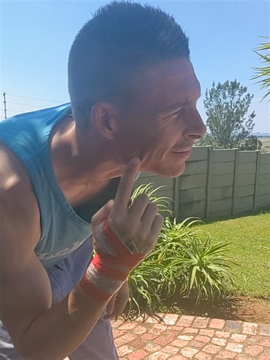 Would YOU do slap fighting? @Power Slap @DanaWhite @punisher SF league @SlapOut @Ian #knockout #tripswitch #punisher #sama28 #powerslap