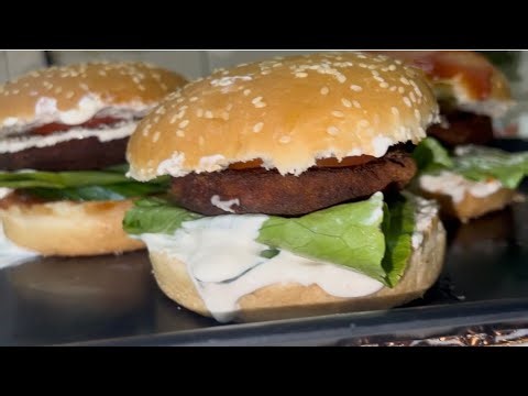 Chicken burgers 🍔 & Egg burgers 🍔 | easy and teasty recipe |simple homemade burger recipe |